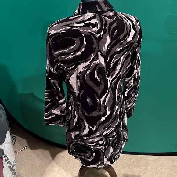 Long jacket - Picture 2 of 5